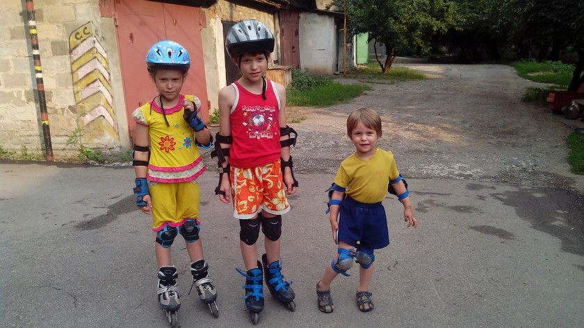 Самое главное в жизни --это здоровье и деньги, а всё остальное приложится.