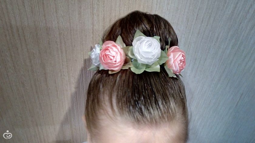 Заколки из лент для маленьких и юных красавиц