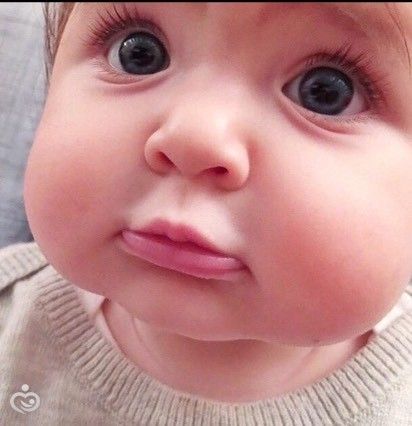 Стих про детские щечки Стих про детские щечки