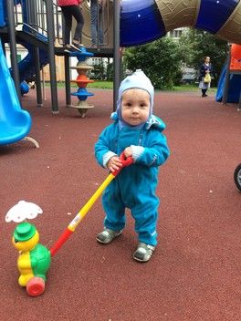 Славику годик)) Славику годик))