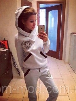 Спортивный костюм на флисе Спортивный костюм на флисе