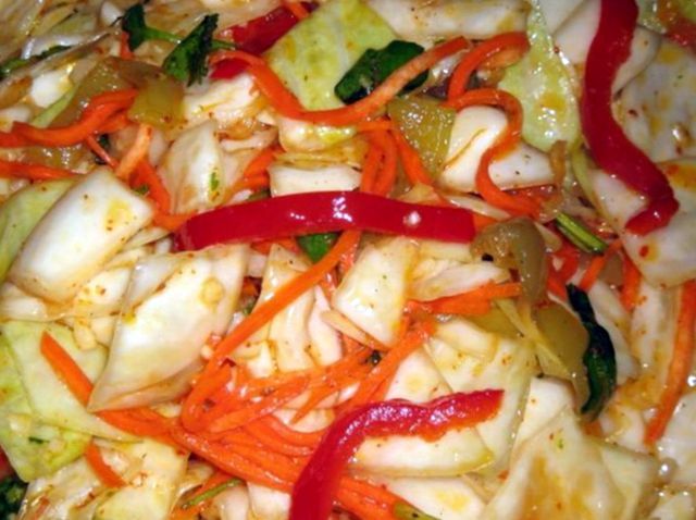 Рецепт капусты по корейски в домашних условиях на зиму с фото пошагово