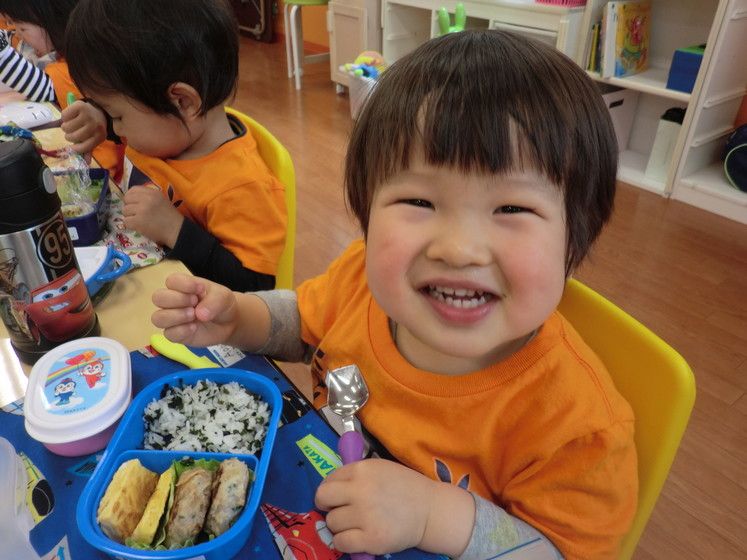 Что у малыша на обед в детских садах разных стран