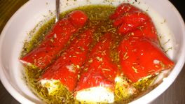 Кулинарная Азбука. Маскарпоне. Закуска- перчики с творожным сыром. Кулинарная Азбука. Маскарпоне. Закуска- перчики с творожным сыром.