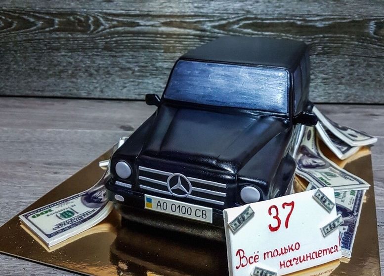 Открытки гелендваген с днем рождения, марта